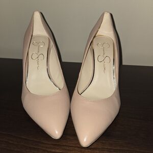 Jessica Simpson Haneh Pumps